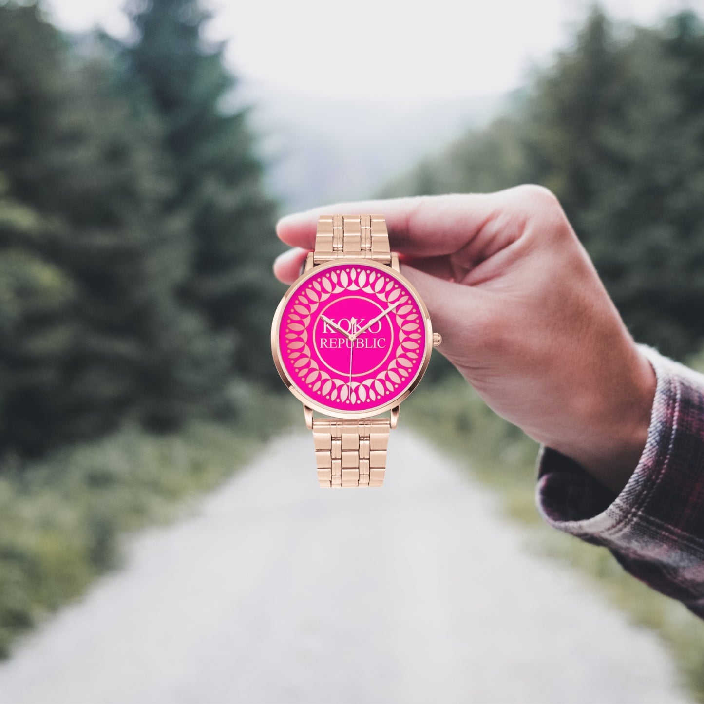 kokorepublic 273. Instafamous Steel Strap Quartz watch