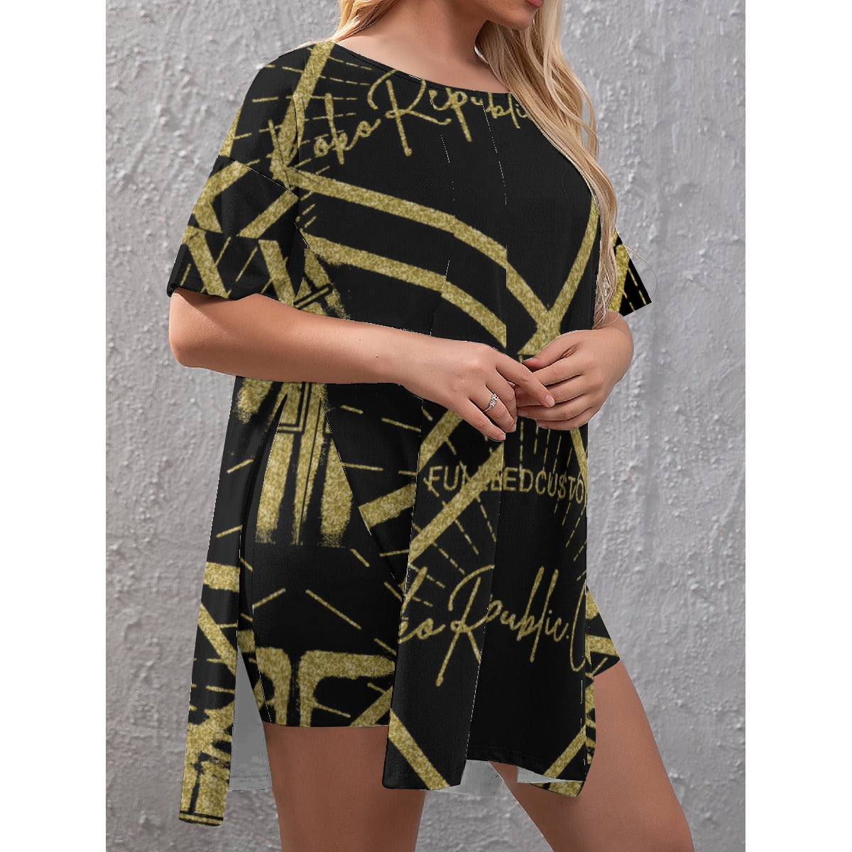 Kokorepublic Women's Drop-Shoulder T-Shirt with Side Split and Shorts (Plus Size)
