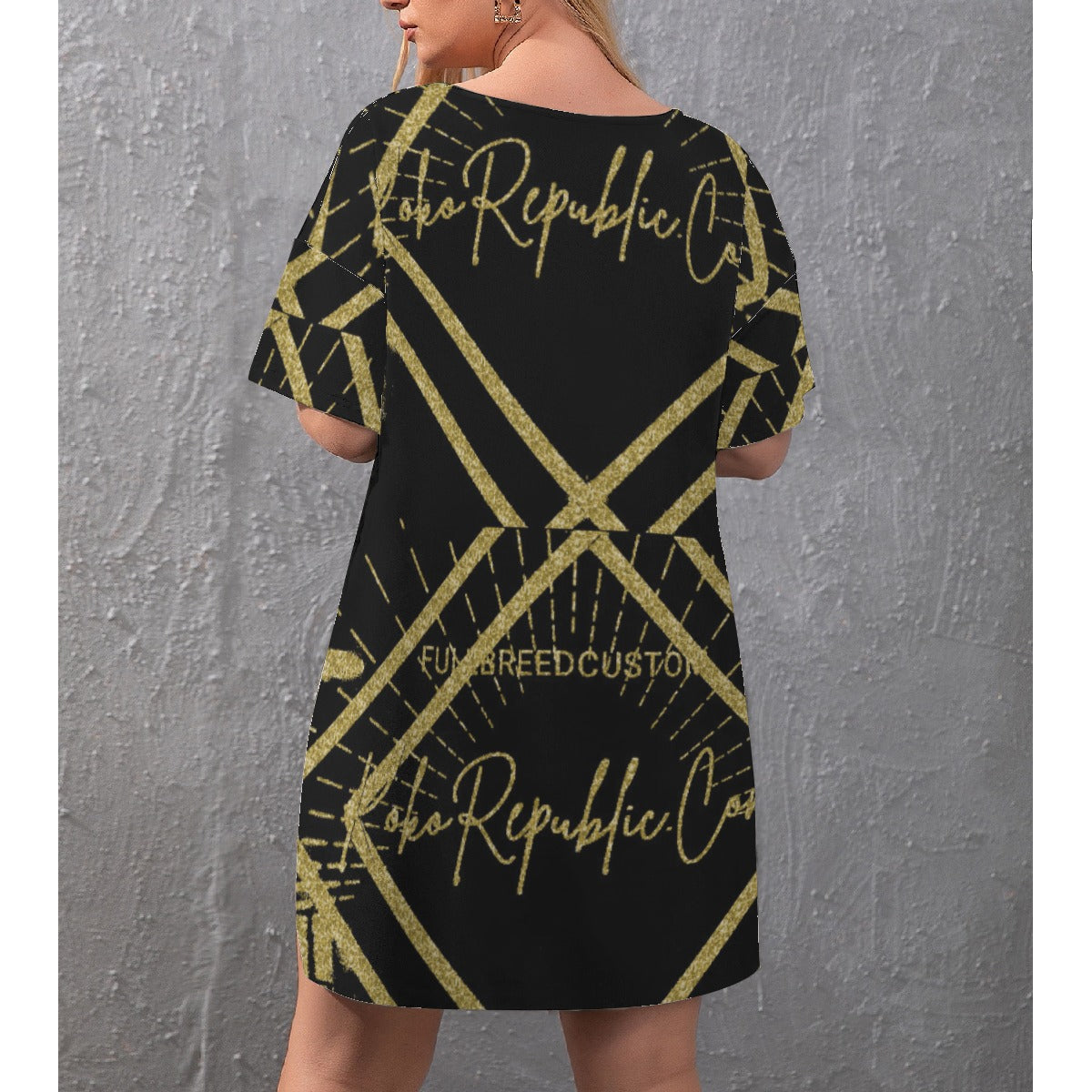 Kokorepublic Women's Drop-Shoulder T-Shirt with Side Split and Shorts (Plus Size)