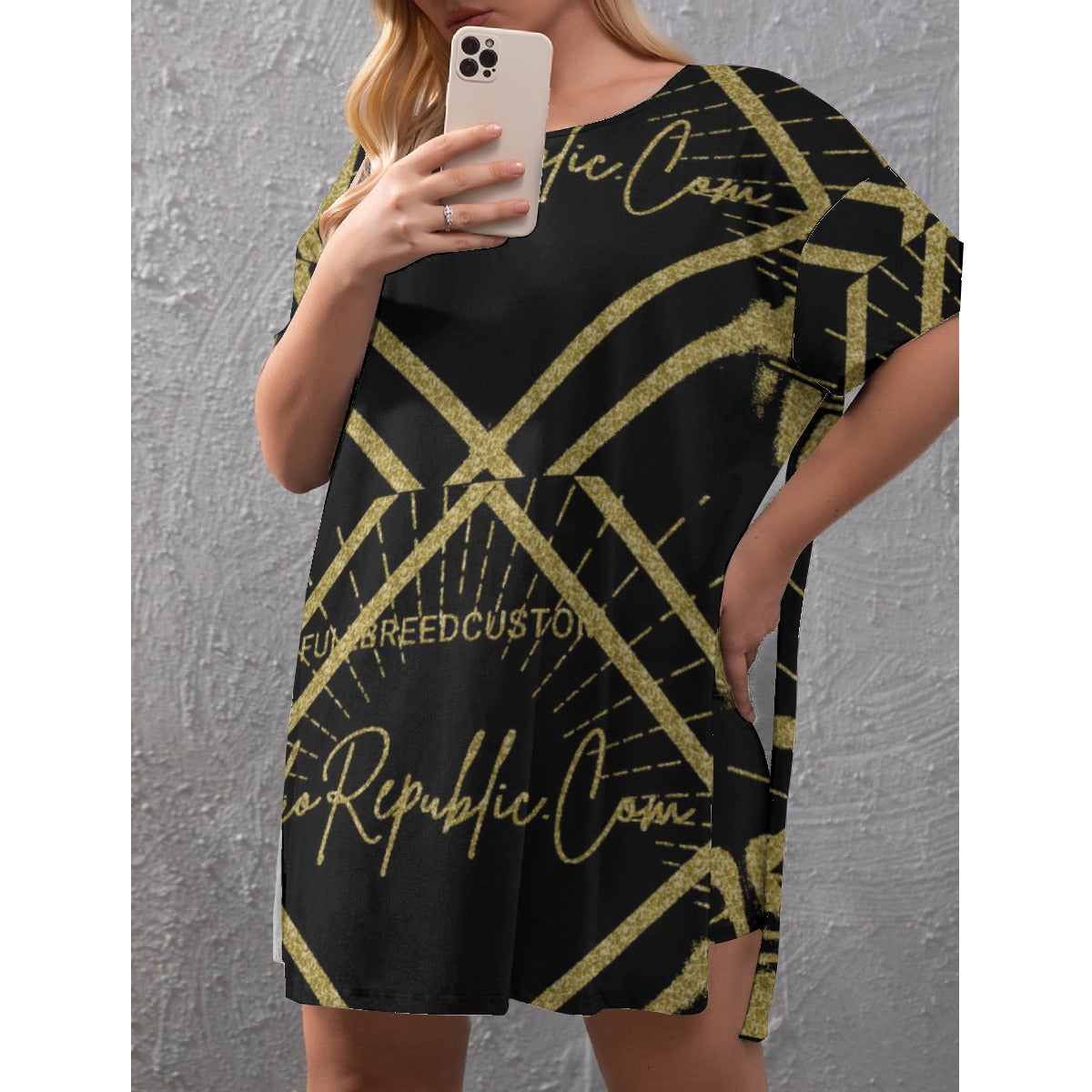 Kokorepublic Women's Drop-Shoulder T-Shirt with Side Split and Shorts (Plus Size)
